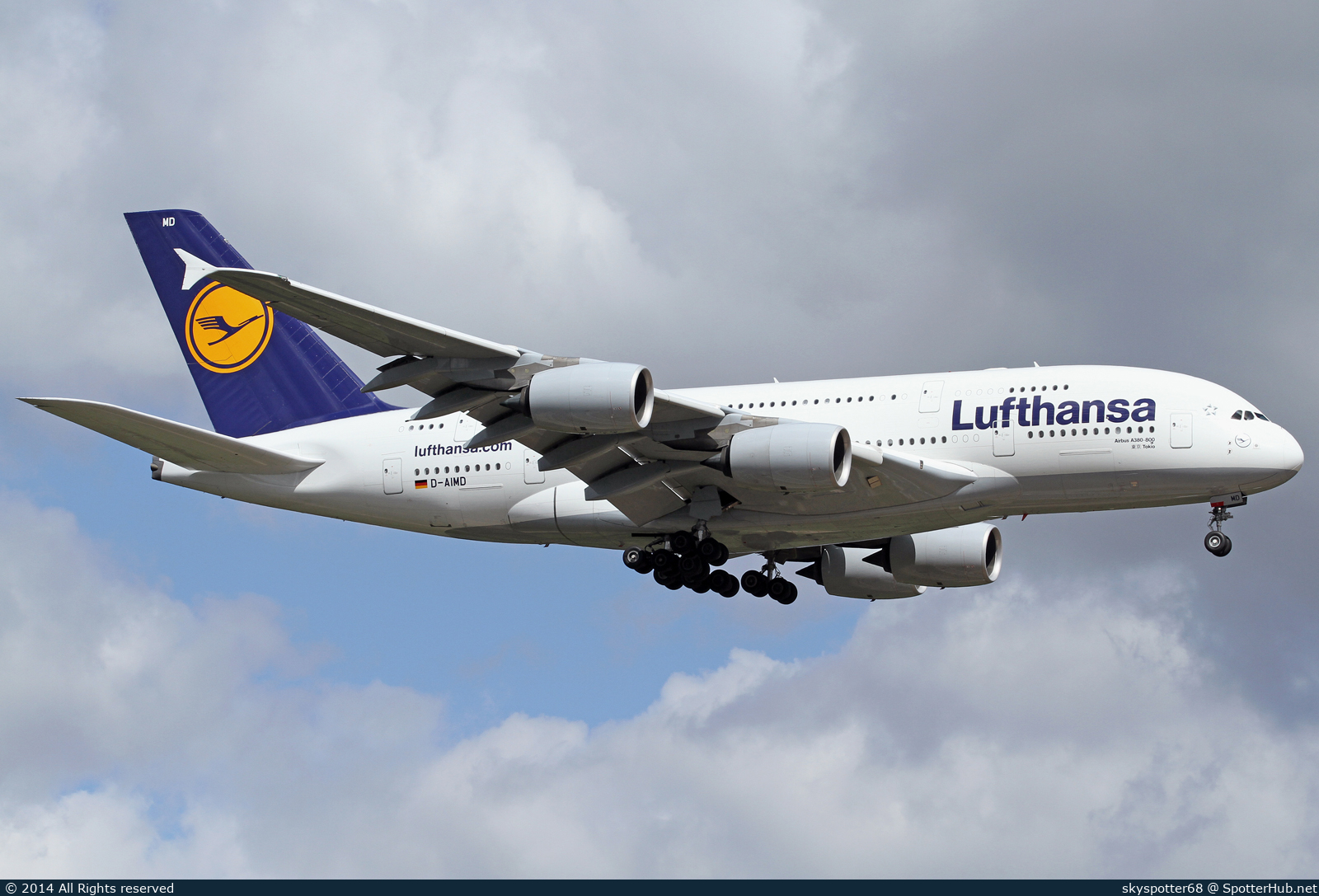 Photo of D-AIMD - Airbus A380-841 operated by Lufthansa