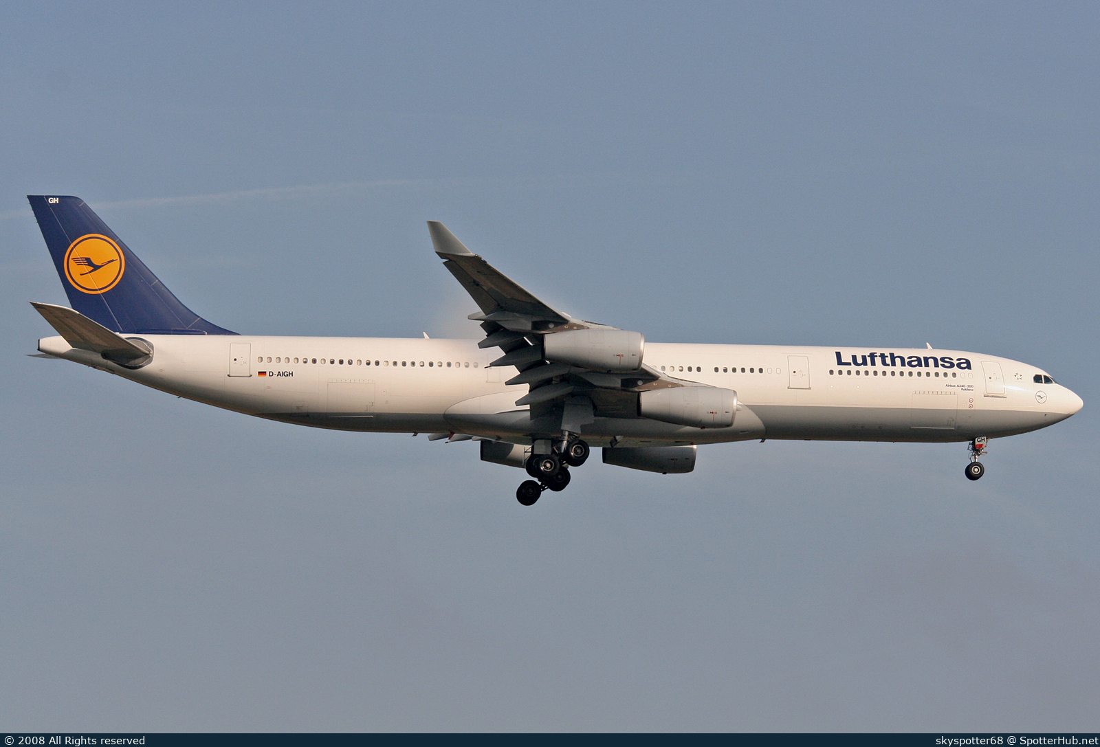 Photo of D-AIGH - Airbus A340-311 operated by Lufthansa