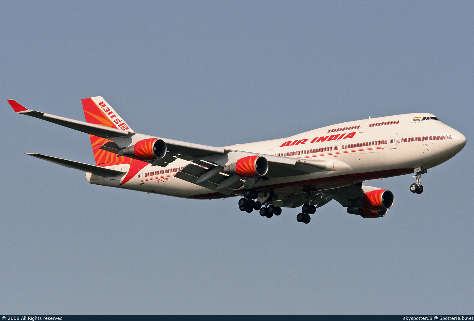 Photo of VT-ESN - Boeing 747-437 operated by Air India