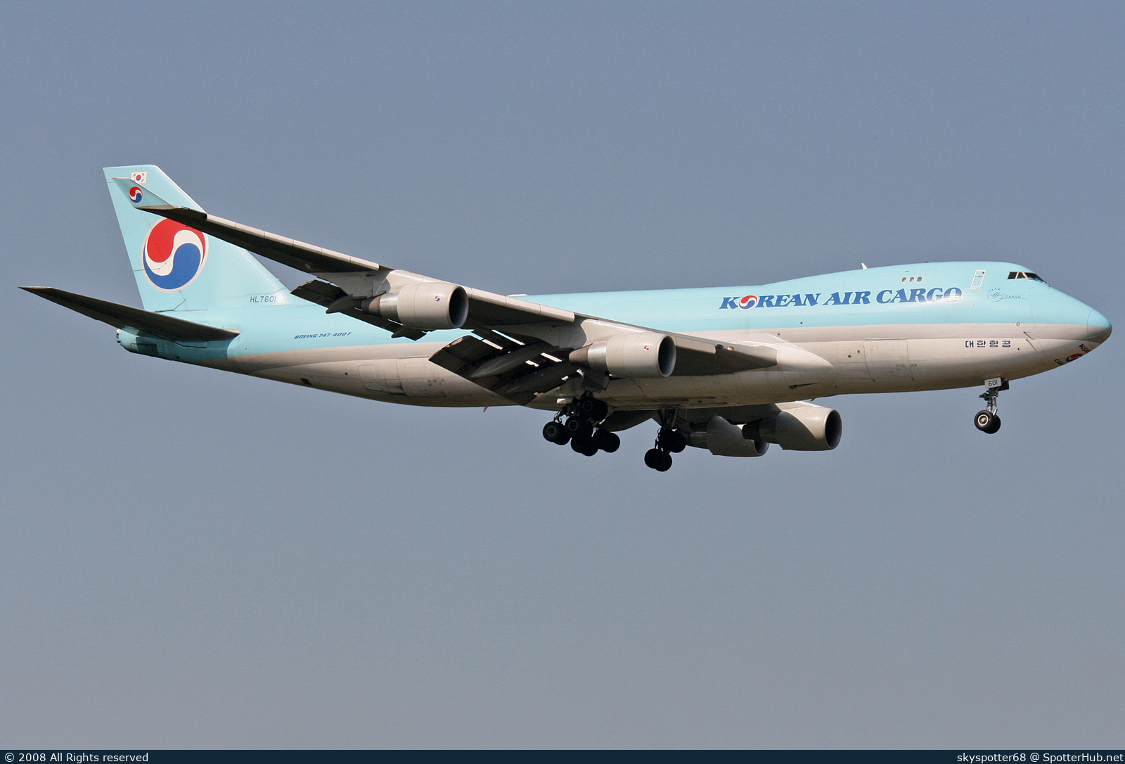 Photo of HL7601 - Boeing 747-4B5F(ER) operated by Korean Air Cargo