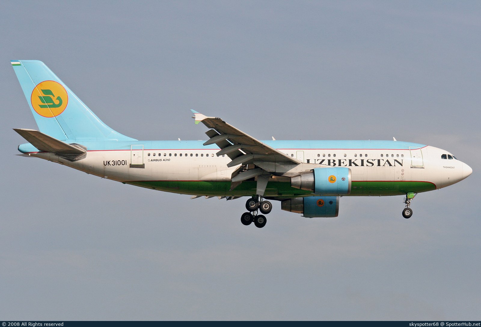 Photo of UK31001 - Airbus A310-324 operated by Uzbekistan Airways