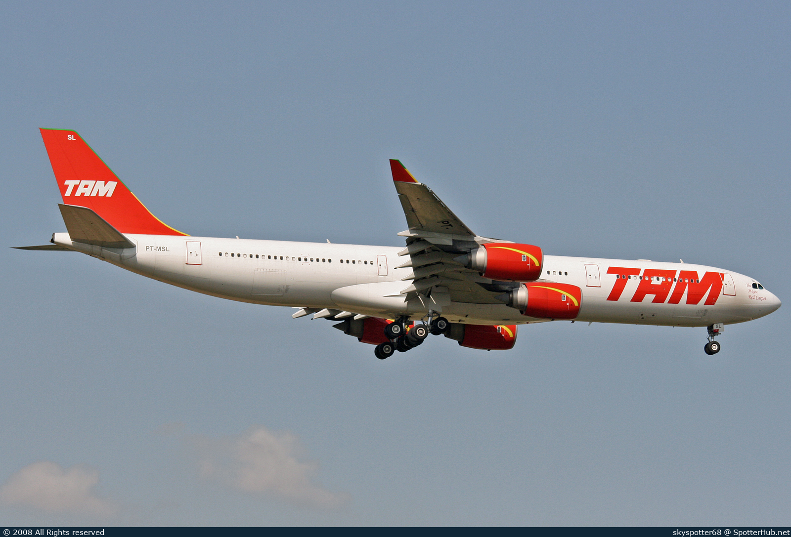 Photo of PT-MSL - Airbus A340-541 operated by TAM Linhas Aéreas