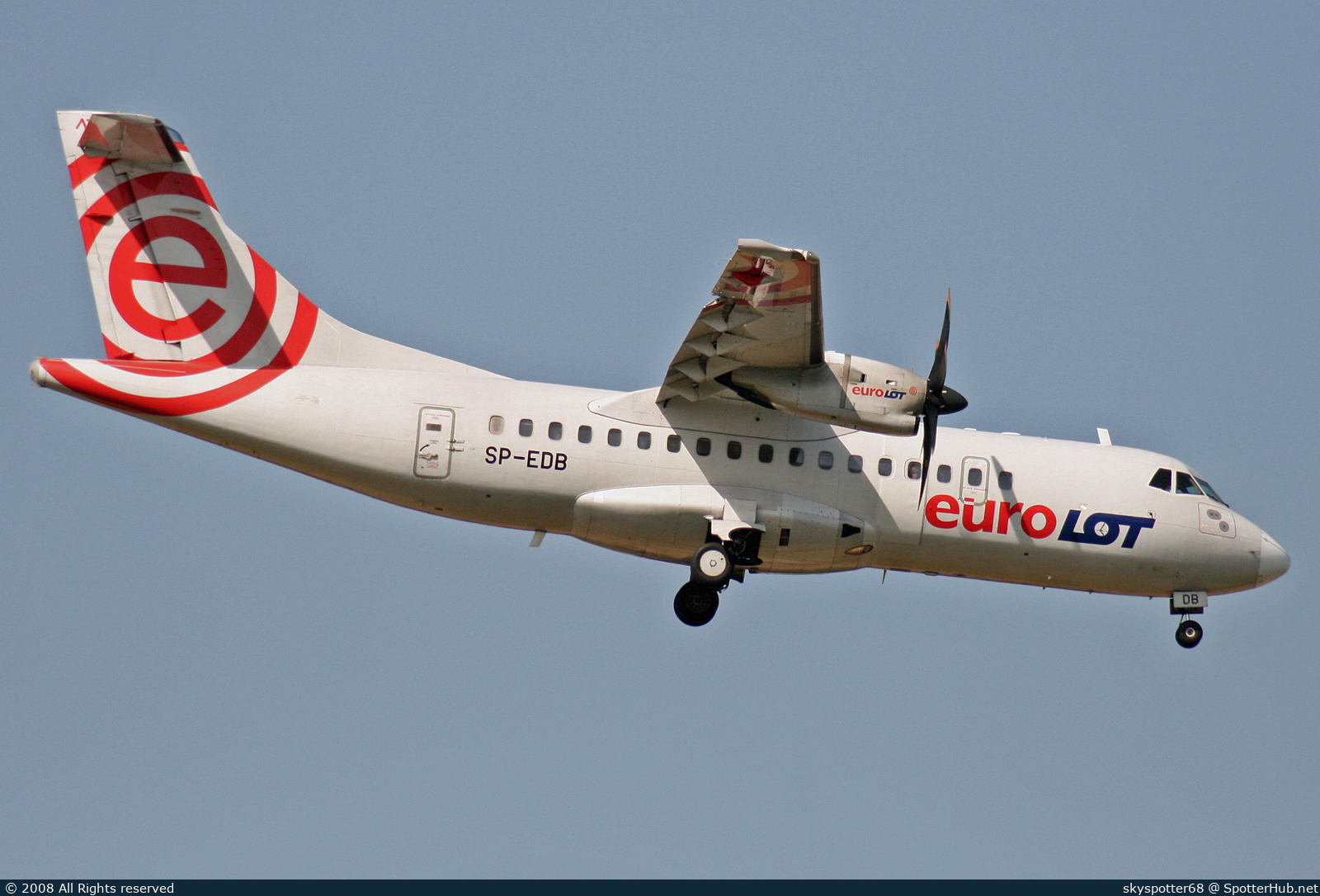 Photo of SP-EDB - ATR 42-500 operated by euroLOT