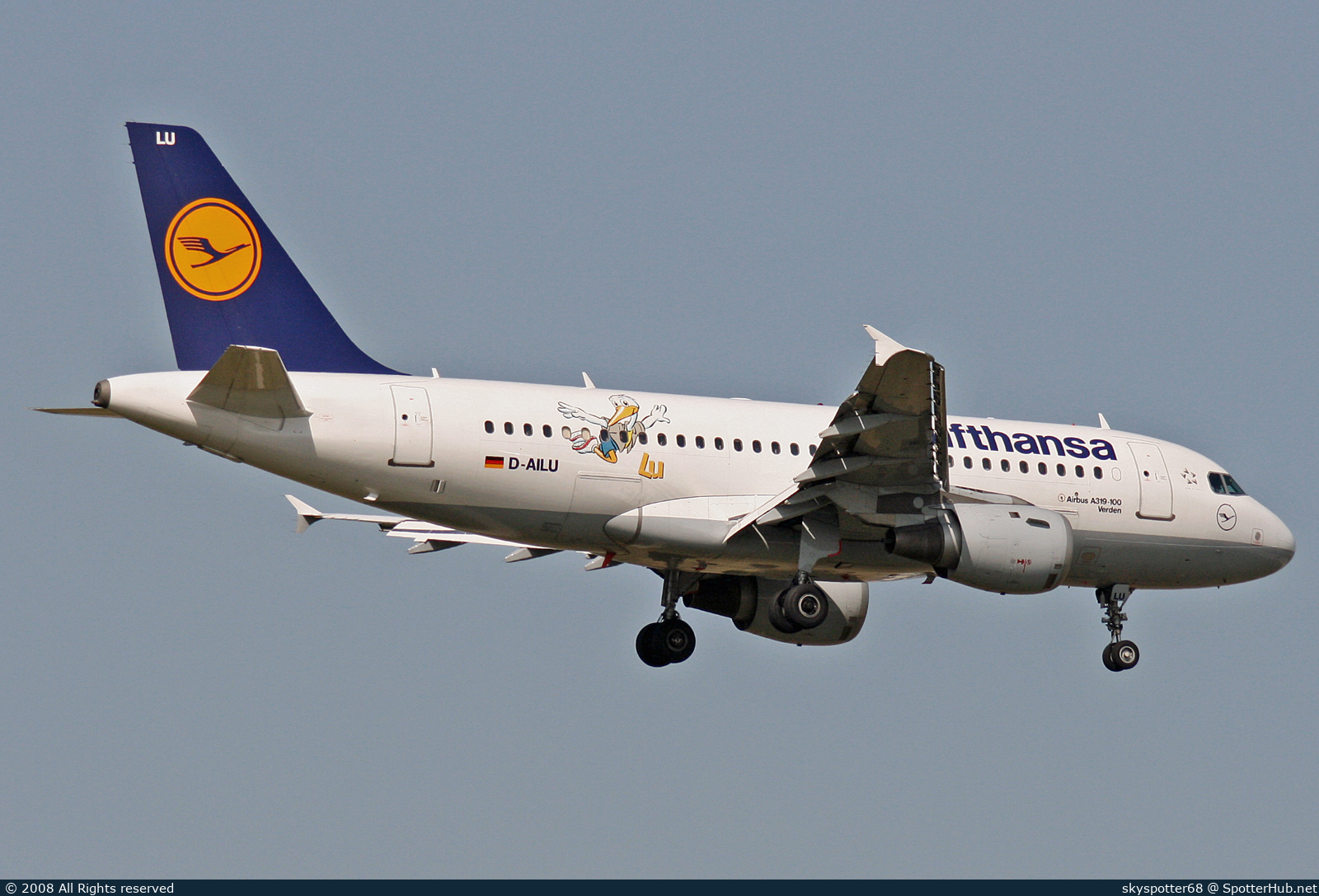 Photo of D-AILU - Airbus A319-114 operated by Lufthansa