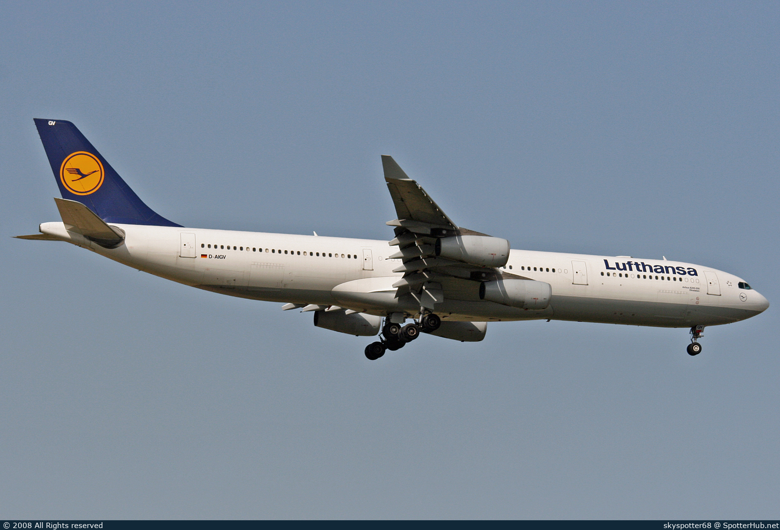 Photo of D-AIGV - Airbus A340-313 operated by Lufthansa