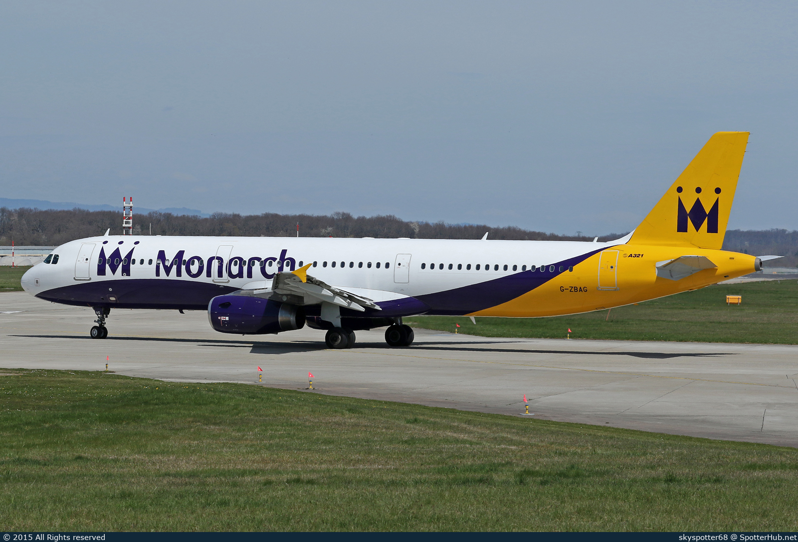 Photo of G-ZBAG - Airbus A321-231 operated by Monarch Airlines