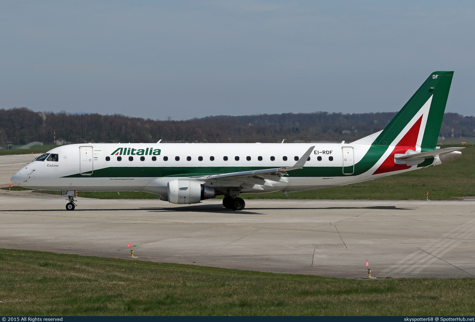 Photo of EI-RDF - Embraer ERJ-175STD operated by Alitalia CityLiner