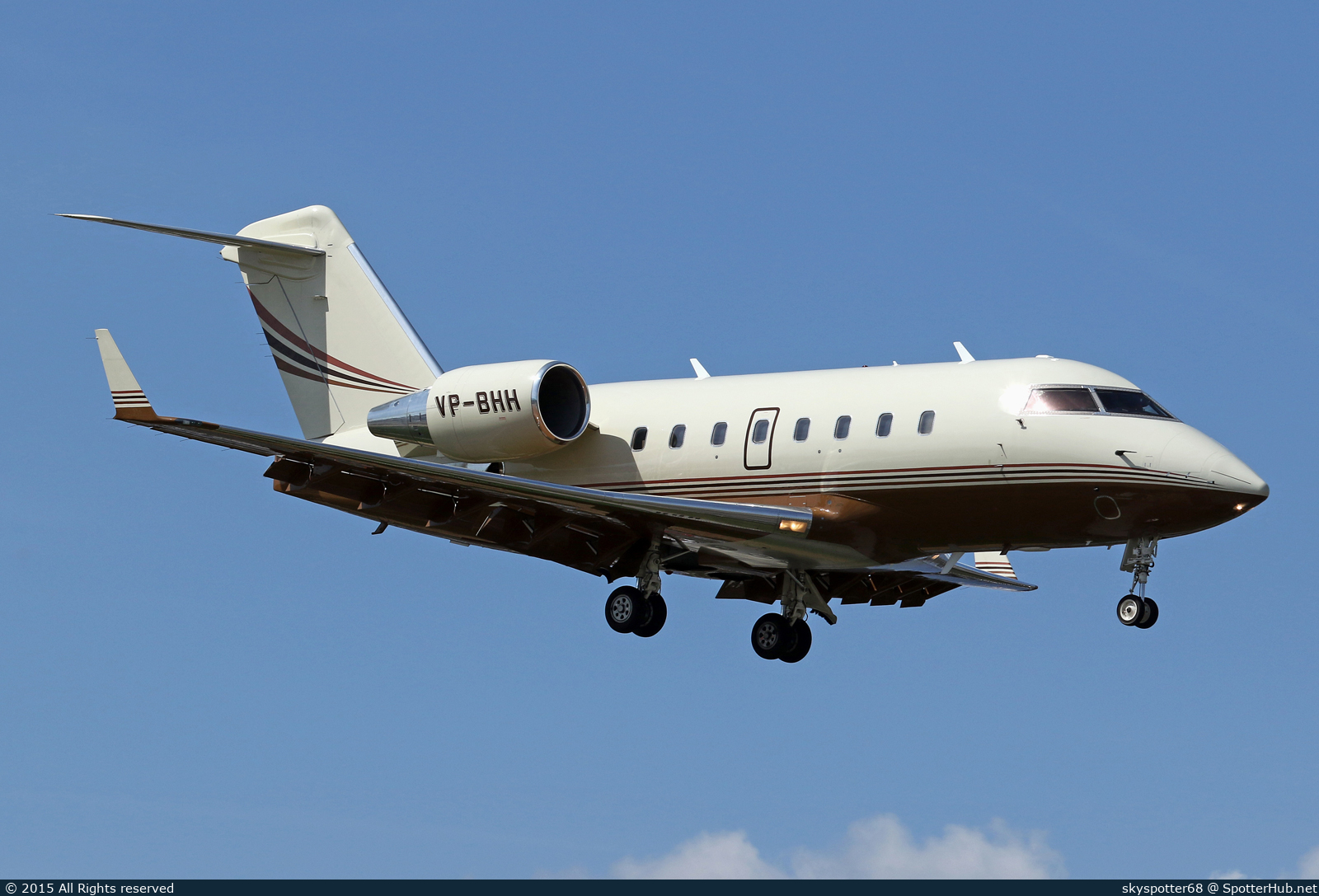 Photo of VP-BHH - Bombardier Challenger 604 operated by Private