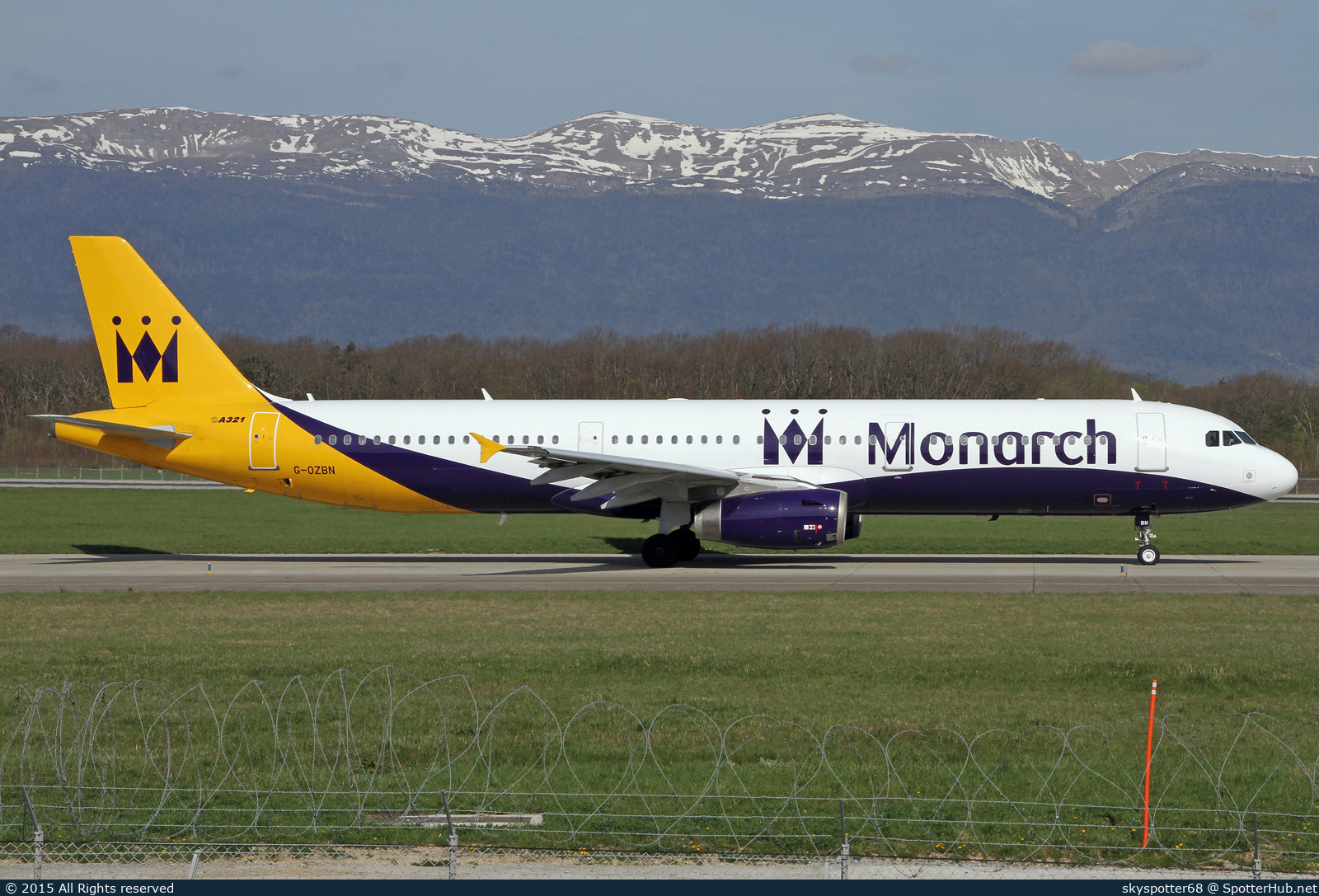 Photo of G-OZBN - Airbus A321-231 operated by Monarch Airlines