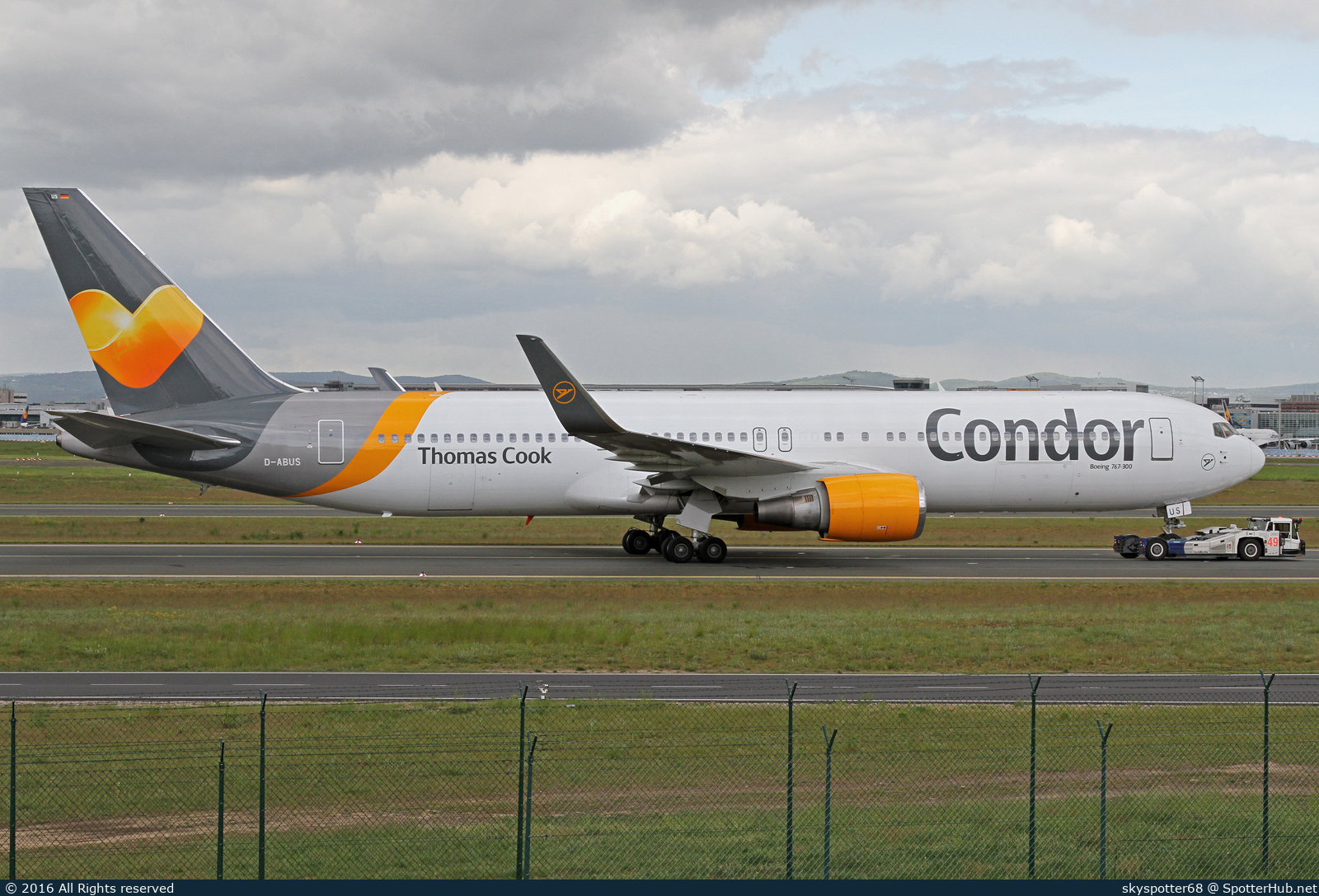Photo of D-ABUS - Boeing 767-38E(ER) operated by Condor