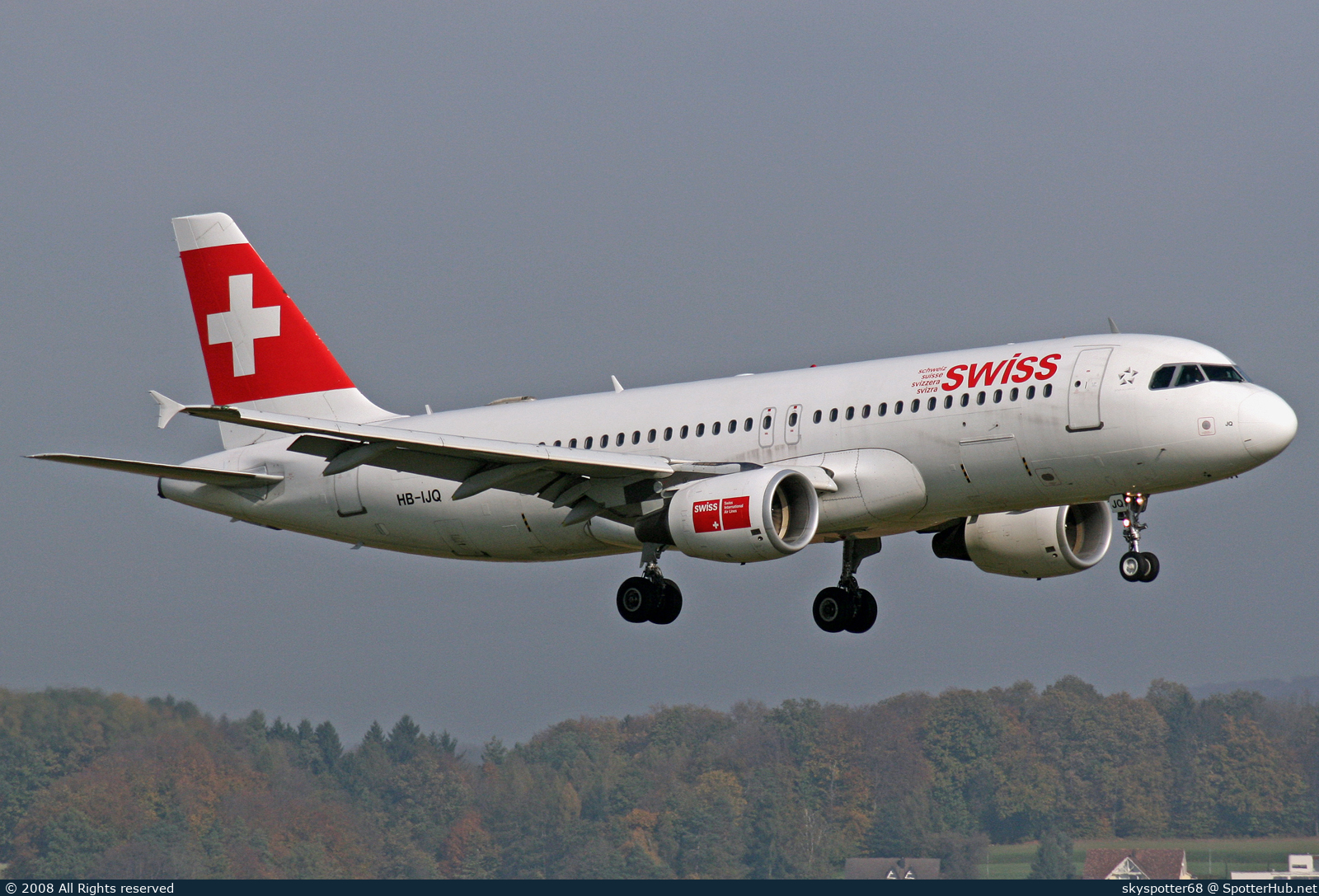 Photo of HB-IJQ - Airbus A320-214 operated by Swiss International Air Lines