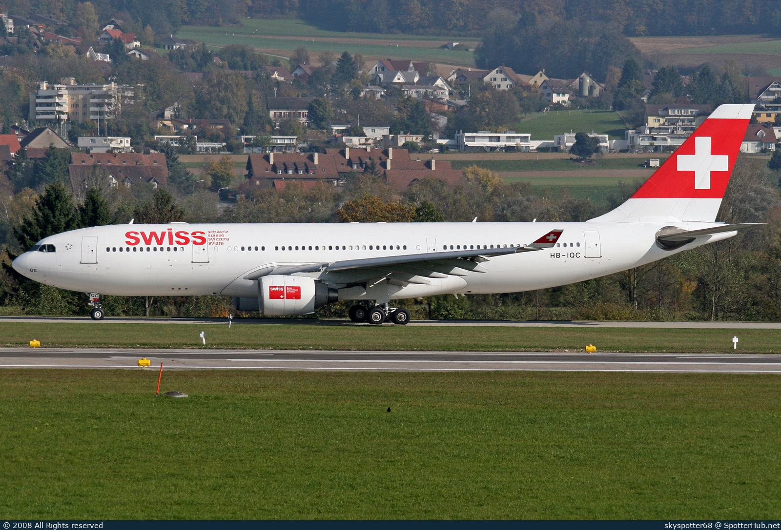Photo of HB-IQC - Airbus A330-223 operated by Swiss International Air Lines