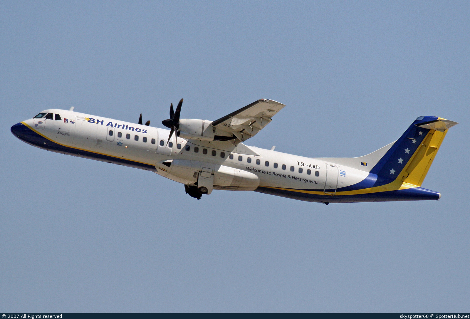 Photo of T9-AAD - ATR 72-212 operated by BH Airlines