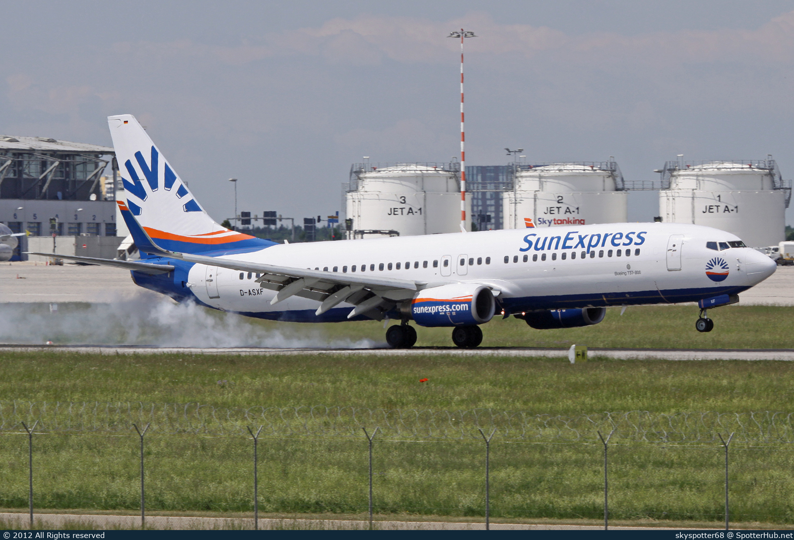 Photo of D-ASXF - Boeing 737-8AS operated by SunExpress Germany