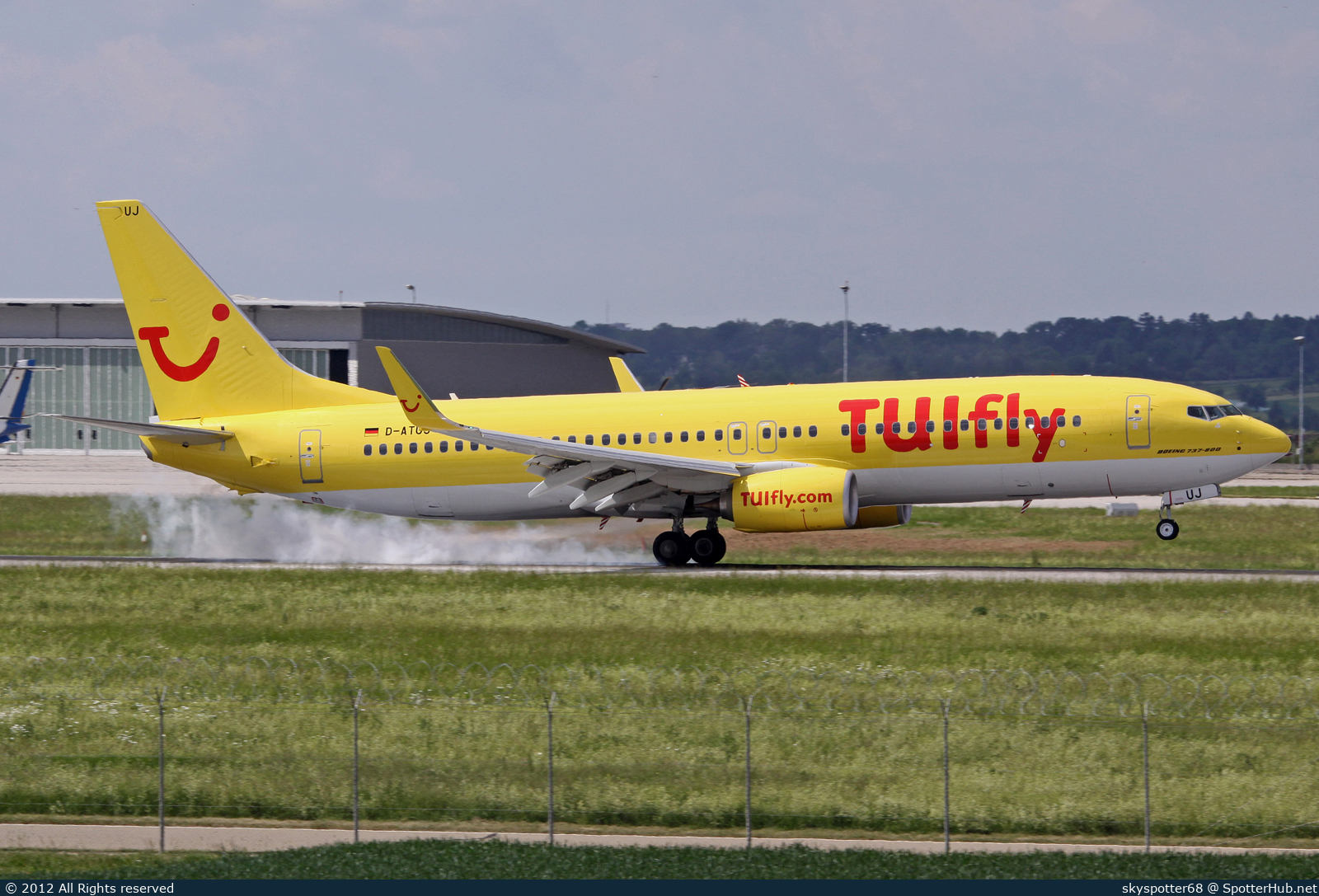 Photo of D-ATUJ - Boeing 737-8K5 operated by TUIfly
