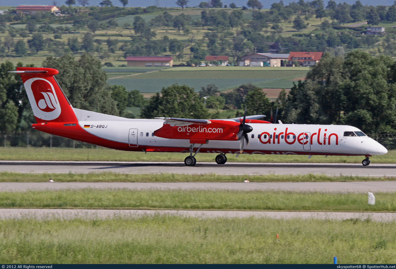 Photo of D-ABQJ - Bombardier DHC-8-402 Dash 8 Q400 operated by Air Berlin (opb LGW Luftfahrtgesellschaft Walter)
