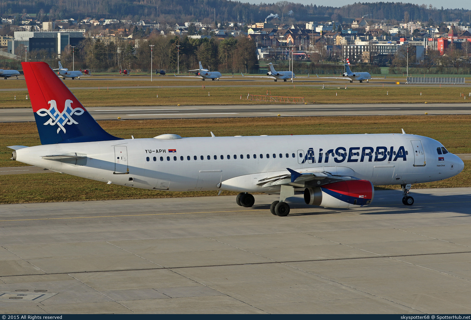 Photo of YU-APH - Airbus A320-232 operated by Air Serbia