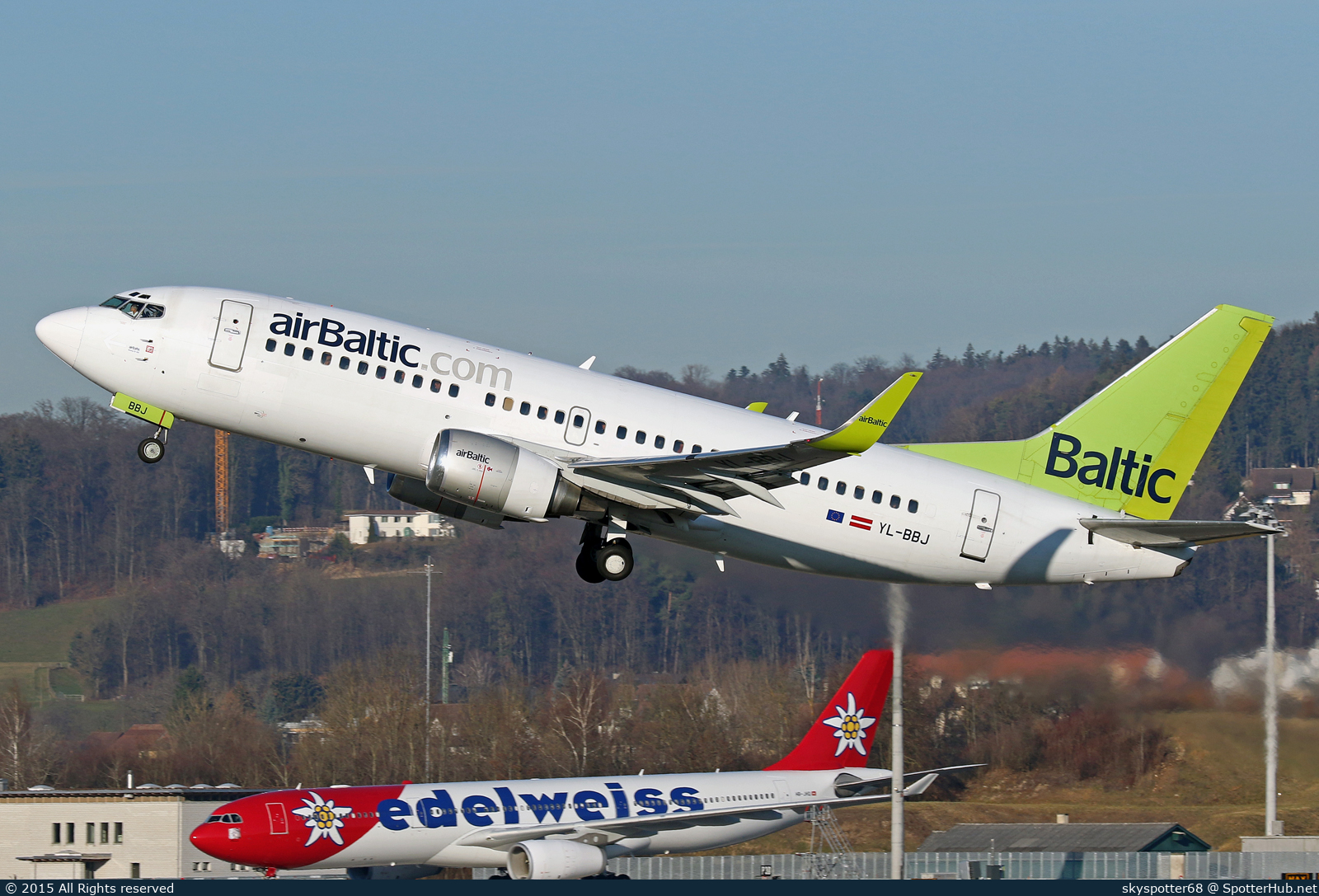 Photo of YL-BBJ - Boeing 737-36Q operated by airBaltic
