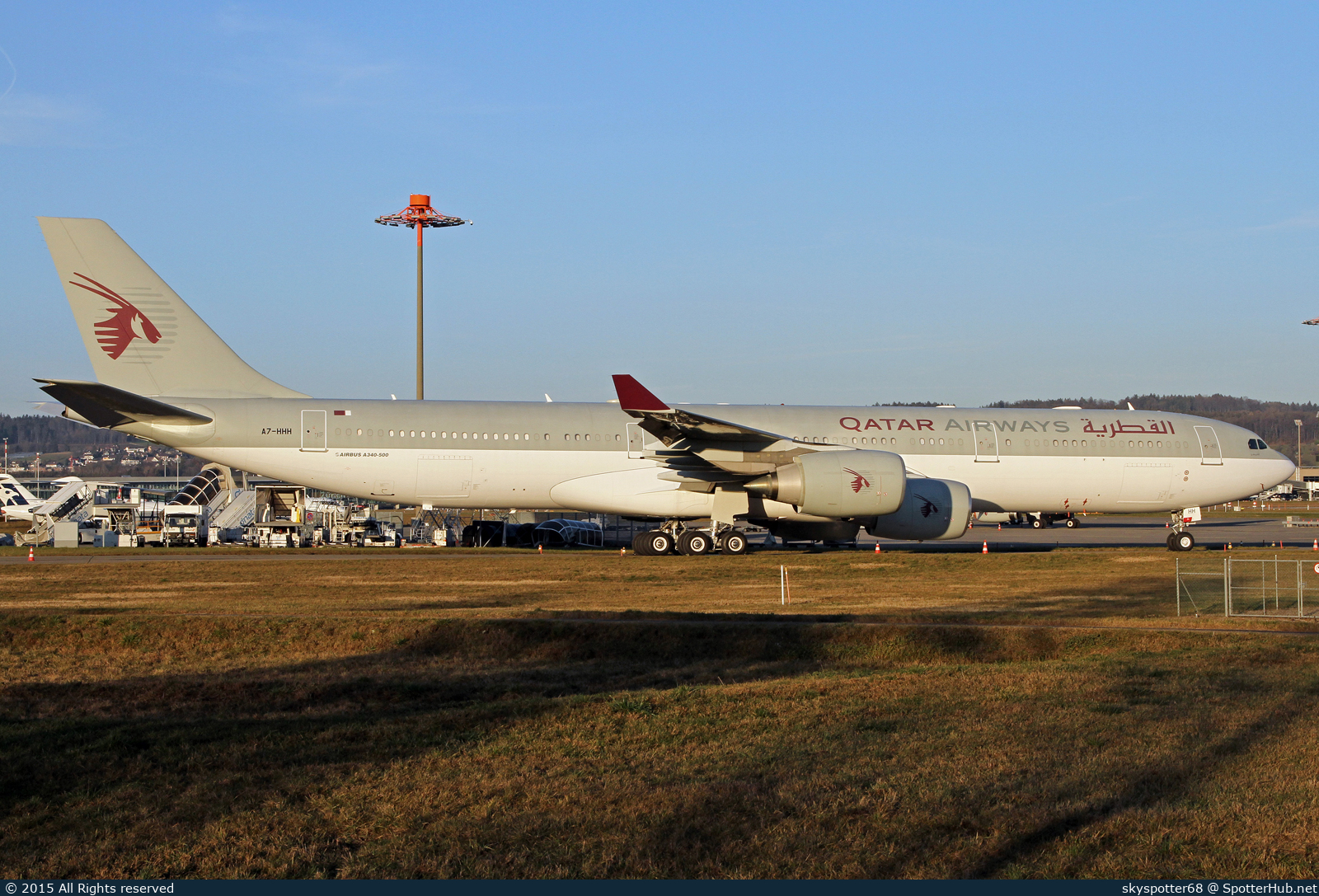 Photo of A7-HHH - Airbus A340-541 operated by Qatar Amiri Flight