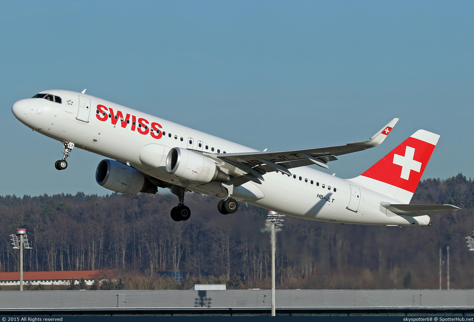 Photo of HB-JLT - Airbus A320-214 operated by Swiss International Air Lines