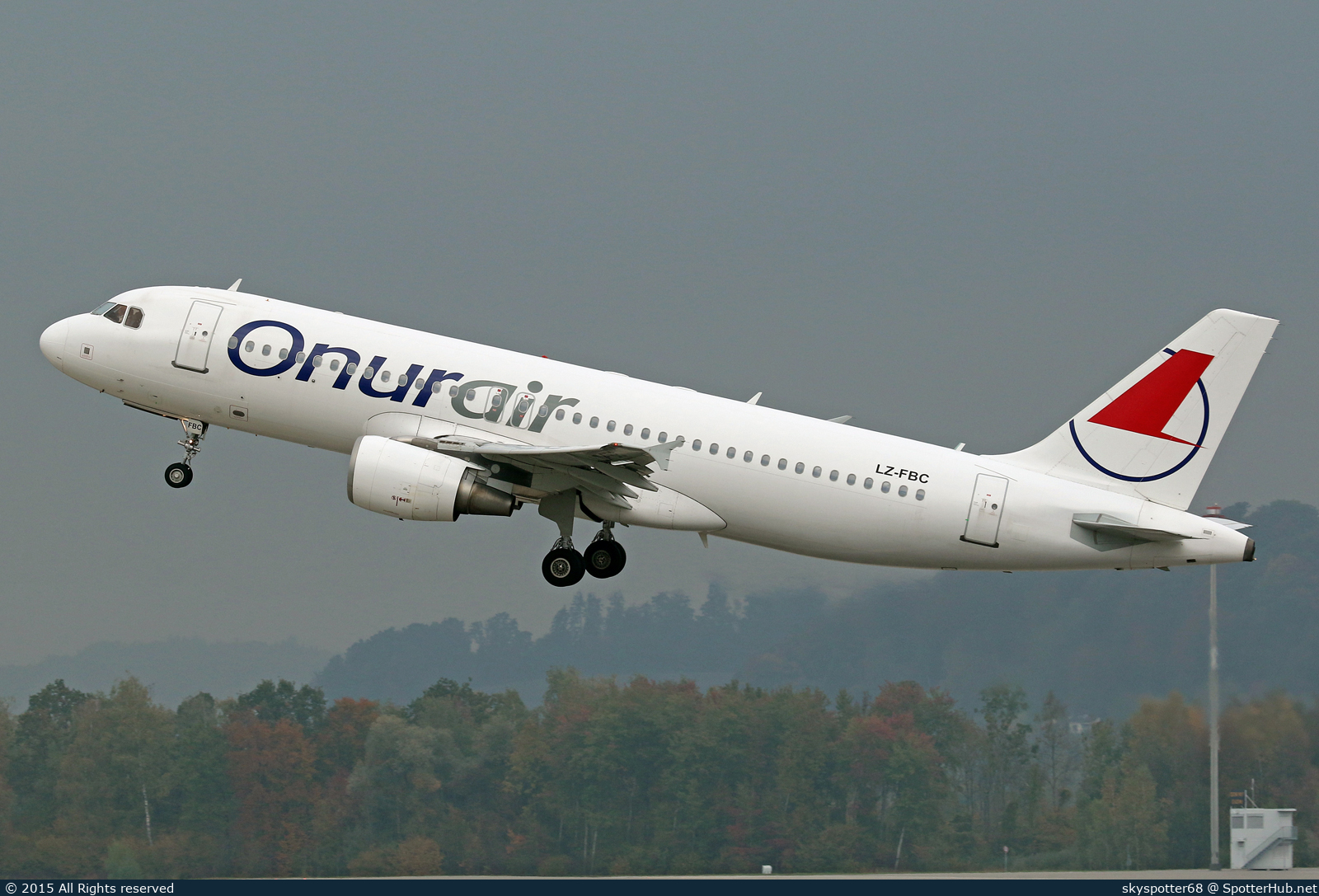 Photo of LZ-FBC - Airbus A320-214 operated by Onur Air (opb Bulgaria Air)