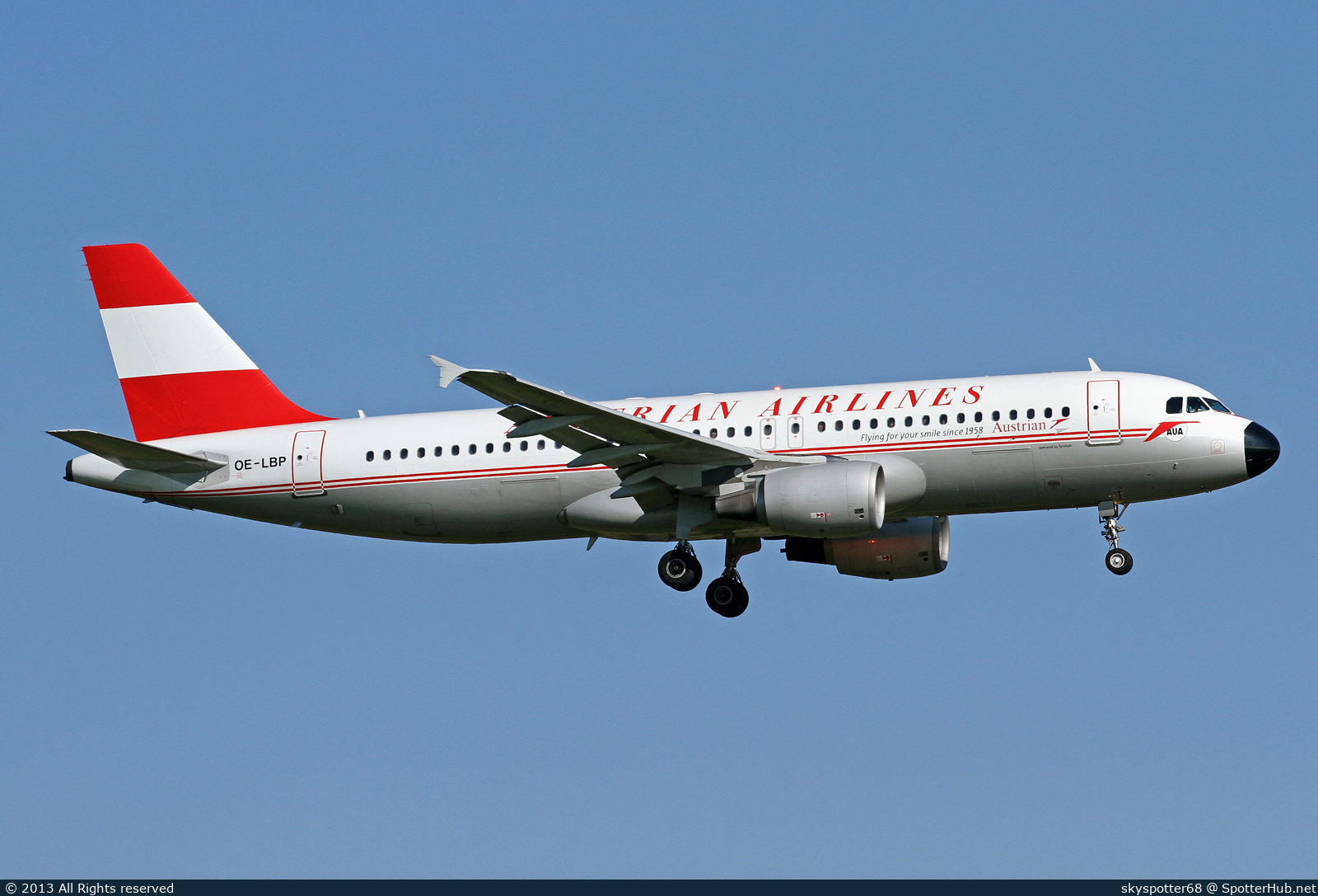 Photo of OE-LBP - Airbus A320-214 operated by Austrian Airlines