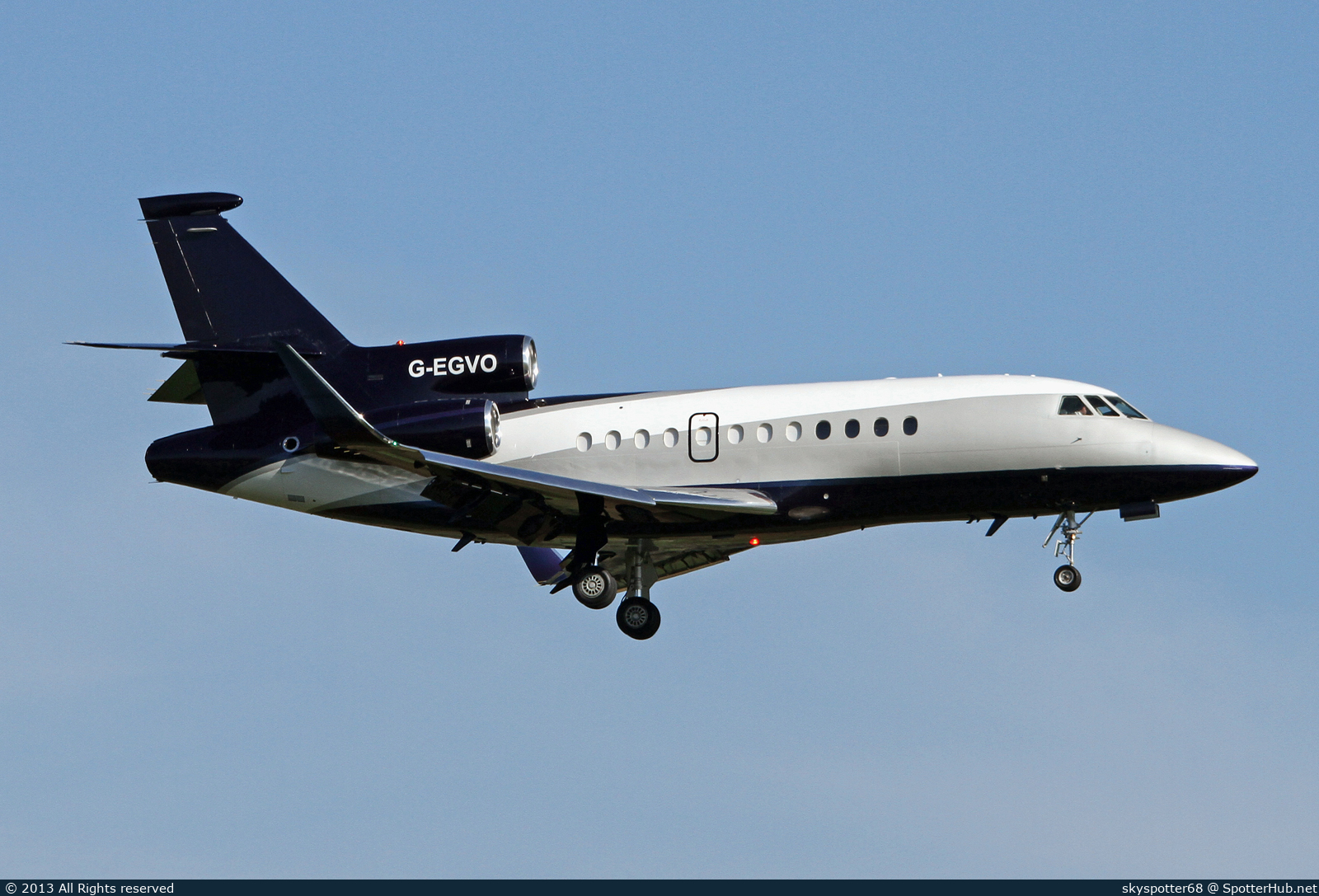 Photo of G-EGVO - Dassault Falcon 900EX operated by TAG Aviation UK