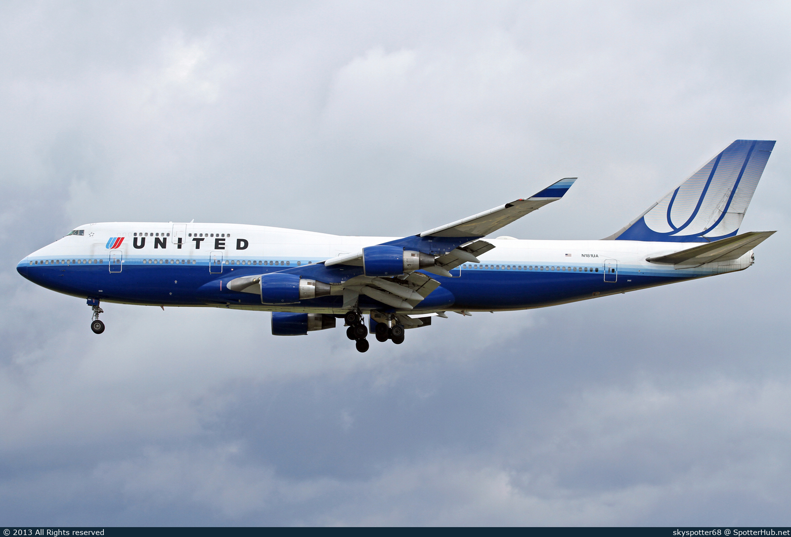 Photo of N181UA - Boeing 747-422 operated by United Airlines