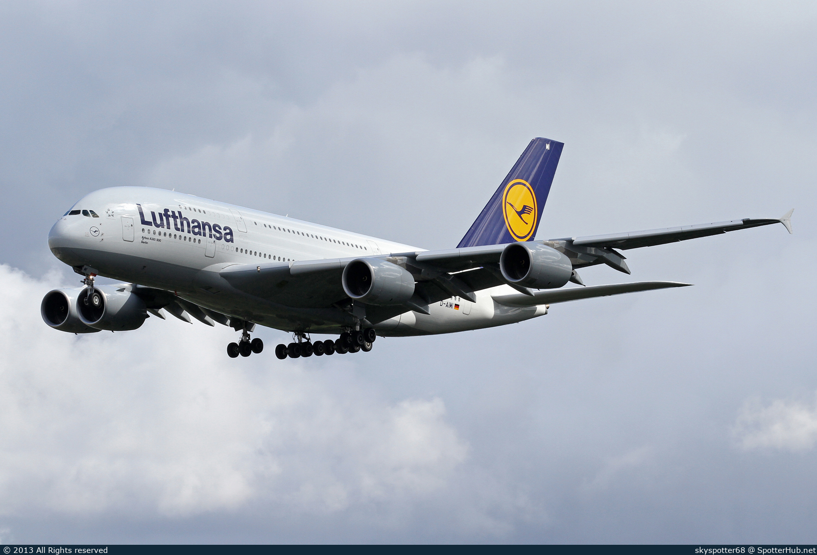 Photo of D-AIMI - Airbus A380-841 operated by Lufthansa