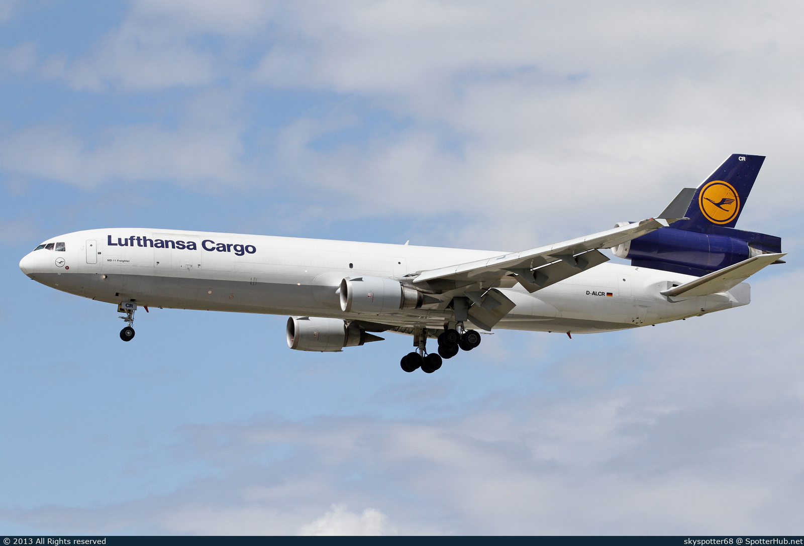 Photo of D-ALCR - McDonnell Douglas MD-11(F) operated by Lufthansa Cargo
