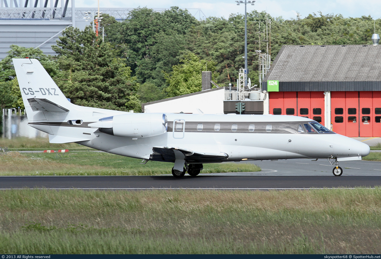 Photo of CS-DXZ - Cessna 560XL Citation XLS operated by NetJets Europe
