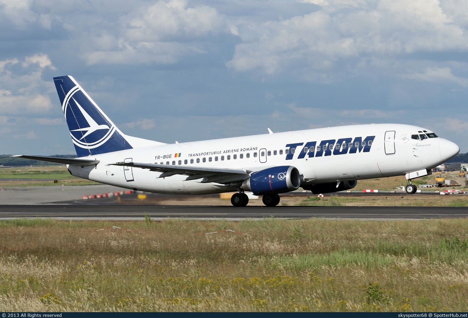 Photo of YR-BGE - Boeing 737-38J operated by Tarom - Romanian Air Transport