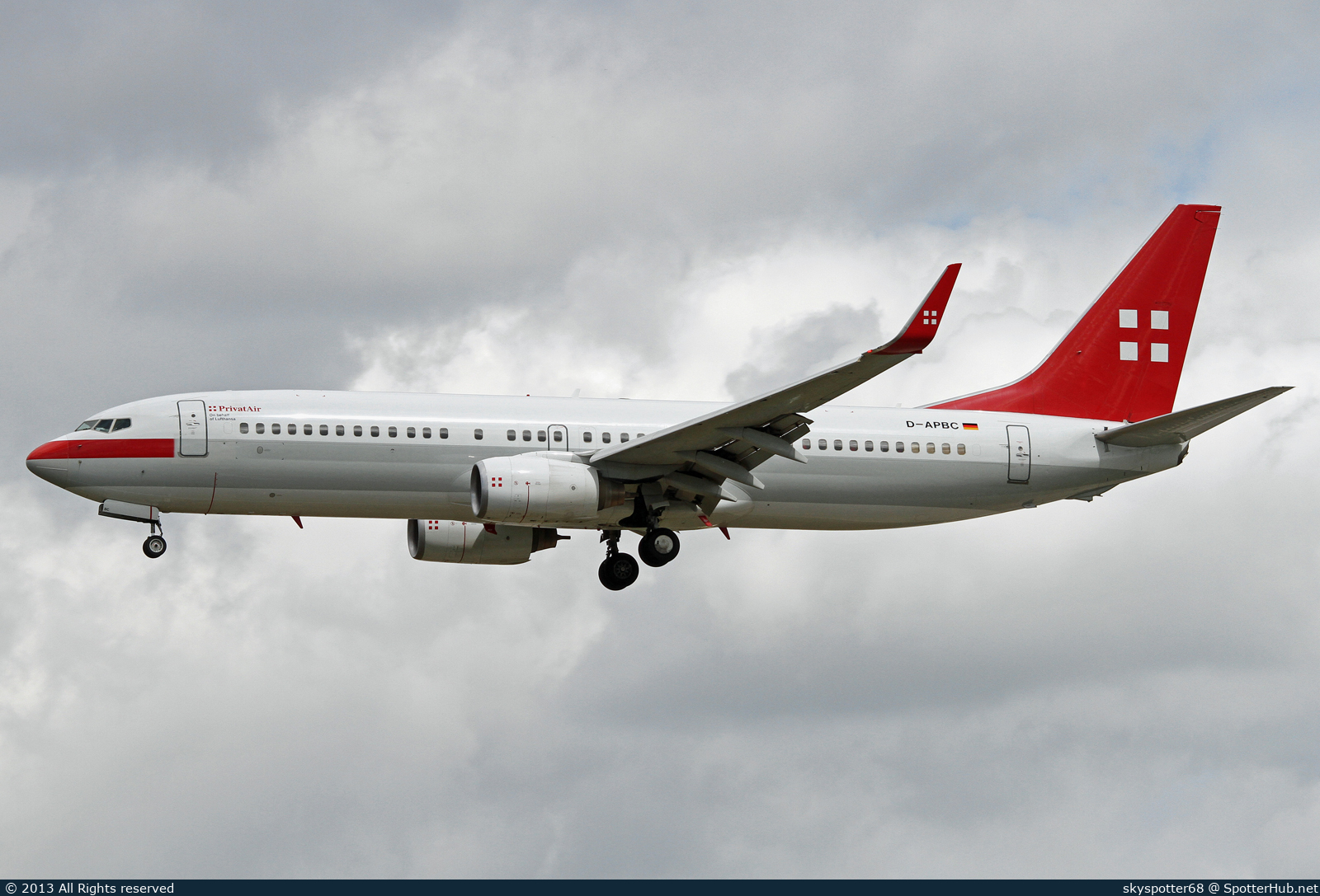 Photo of D-APBC - Boeing 737-8BK operated by PrivatAir Germany