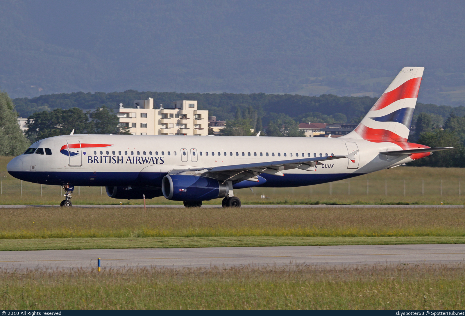 Photo of G-EUUK - Airbus A320-232 operated by British Airways