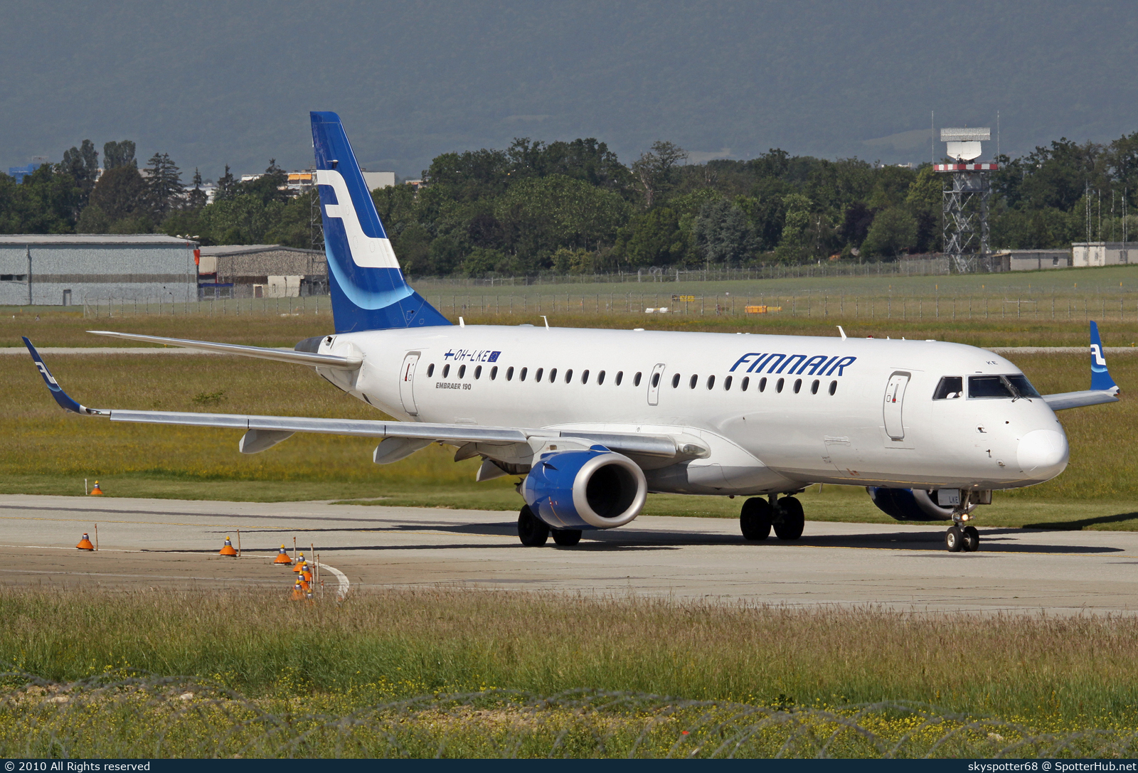 Photo of OH-LKE - Embraer ERJ-190LR operated by Finnair