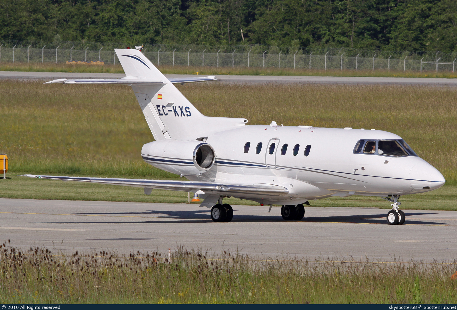 Photo of EC-KXS - Hawker Beechcraft 750 operated by Mayoral Executive Jet