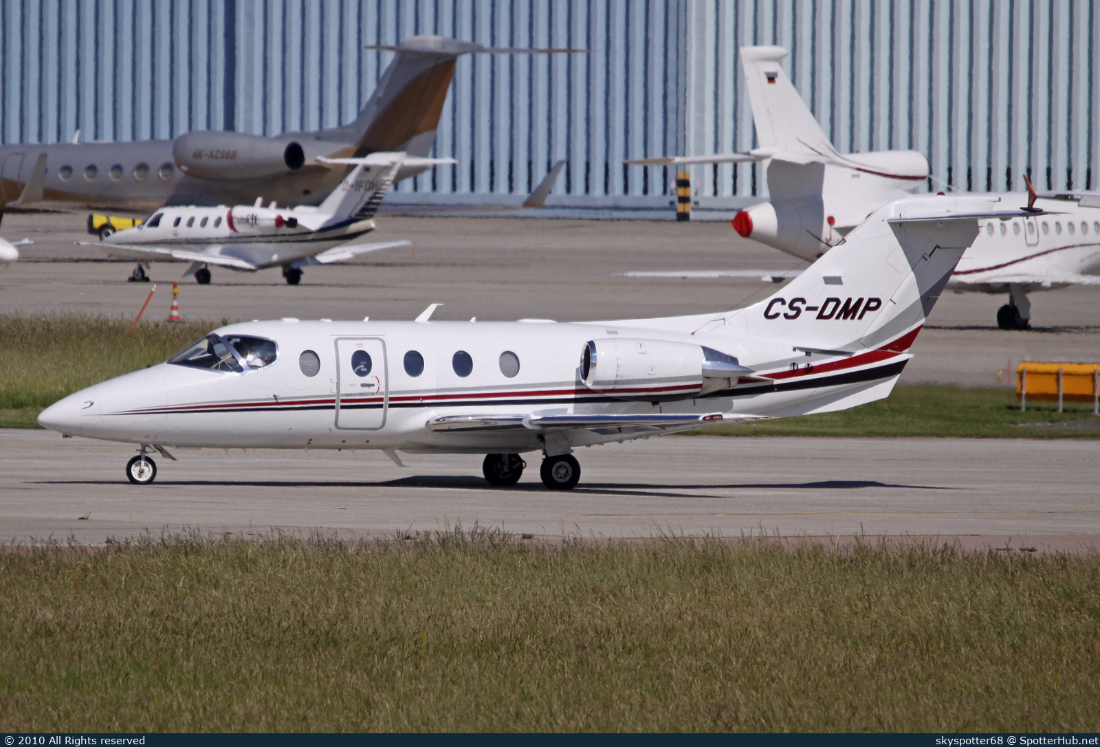 Photo of CS-DMP - Hawker Beechcraft 400A operated by NetJets Europe