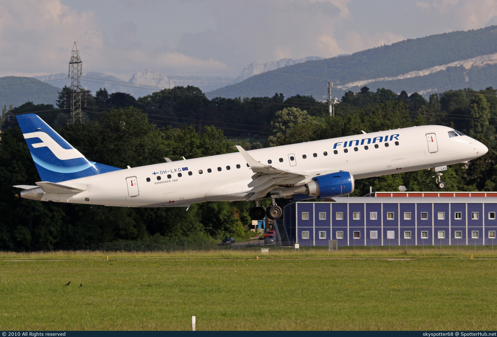 Photo of OH-LKG - Embraer ERJ-190LR operated by Finnair