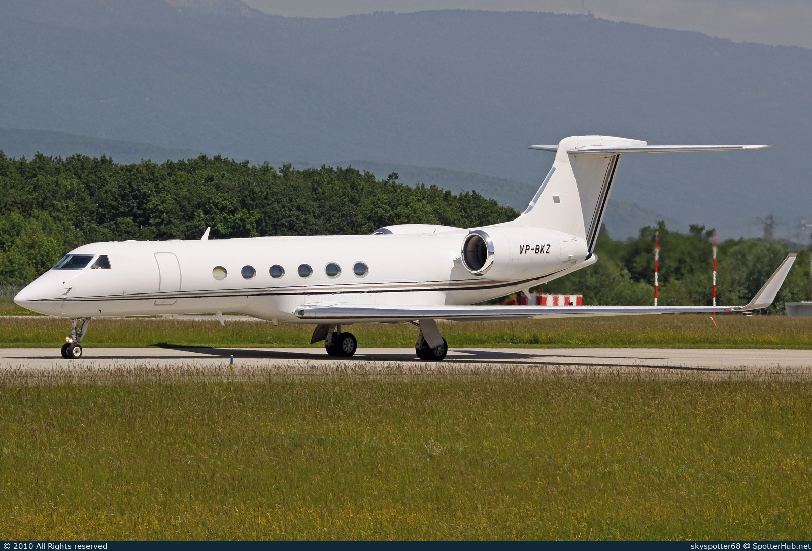 Photo of VP-BKZ - Gulfstream GV operated by Private