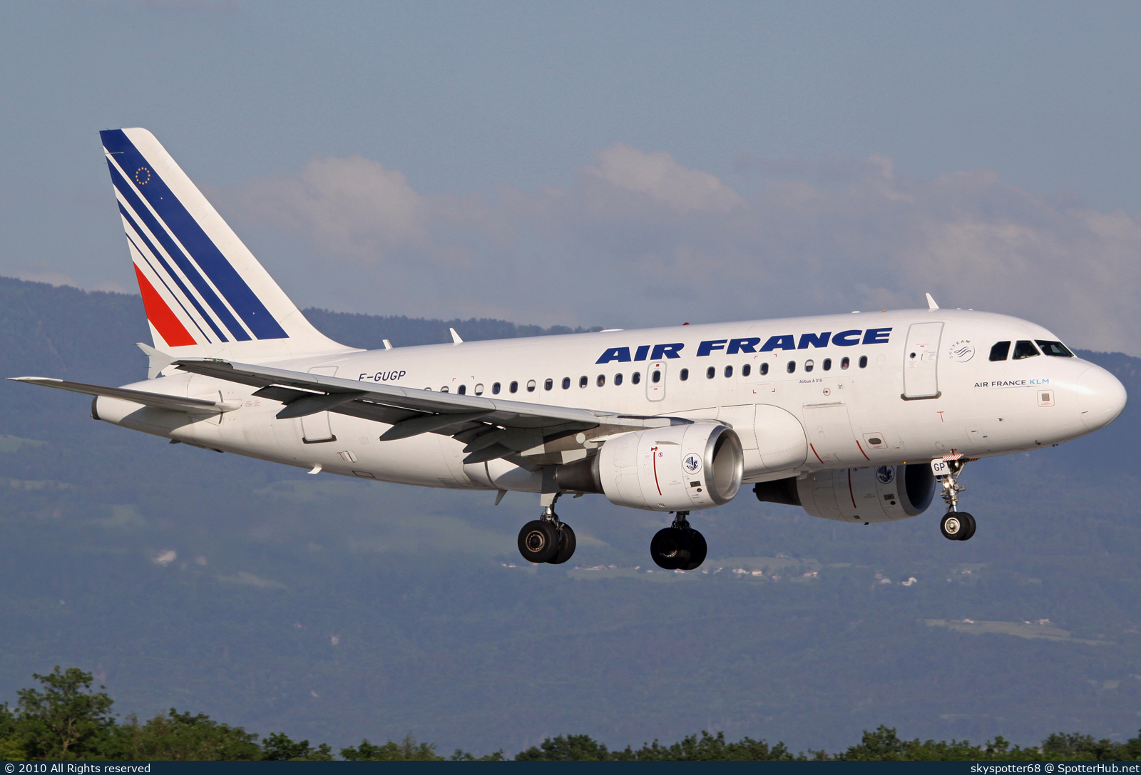Photo of F-GUGP - Airbus A318-111 operated by Air France