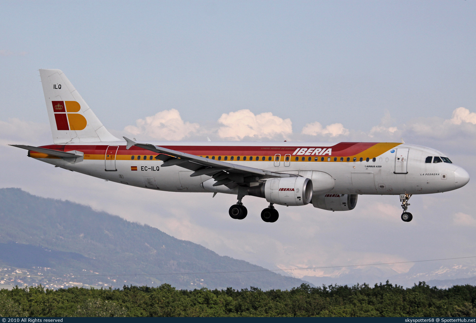 Photo of EC-ILQ - Airbus A320-214 operated by Iberia