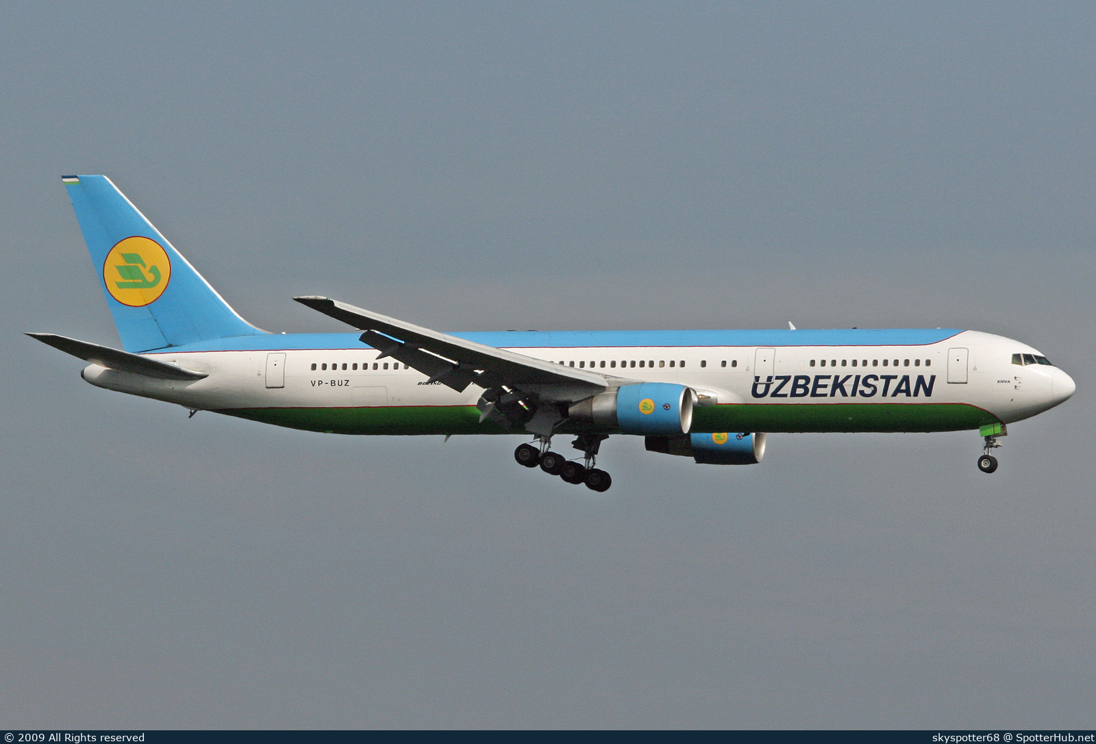 Photo of VP-BUZ - Boeing 767-33P(ER) operated by Uzbekistan Airways