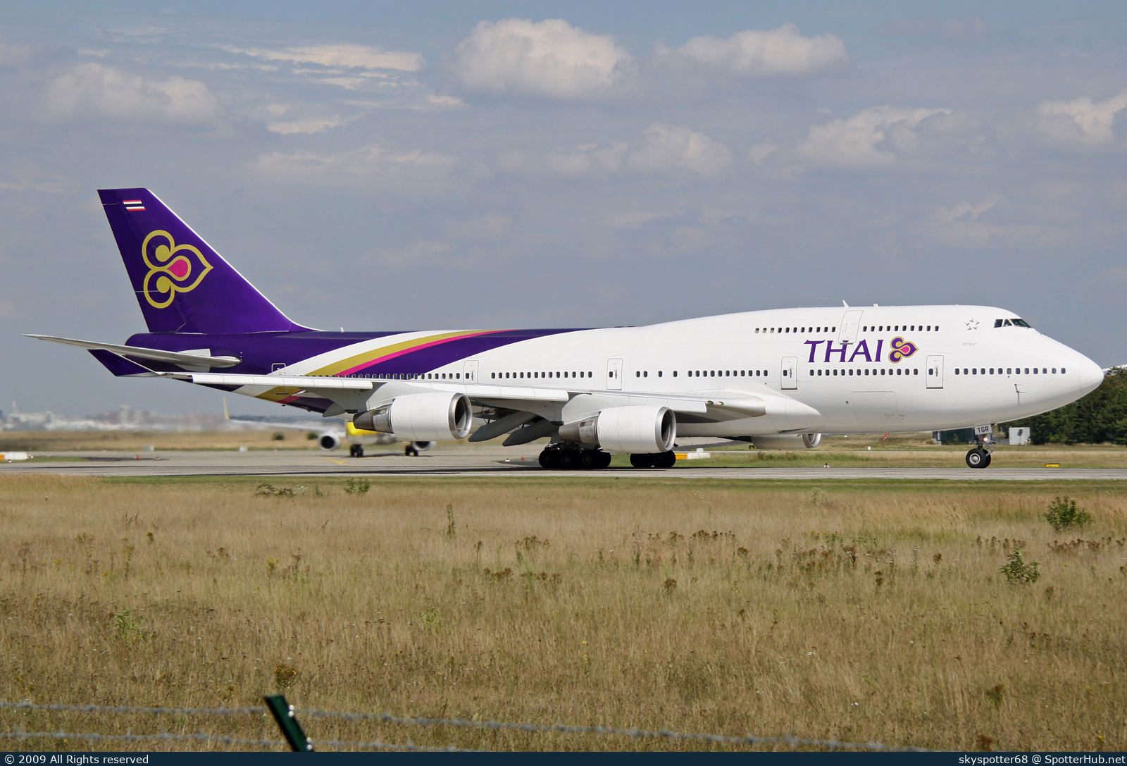 Photo of HS-TGR - Boeing 747-4D7 operated by Thai Airways International