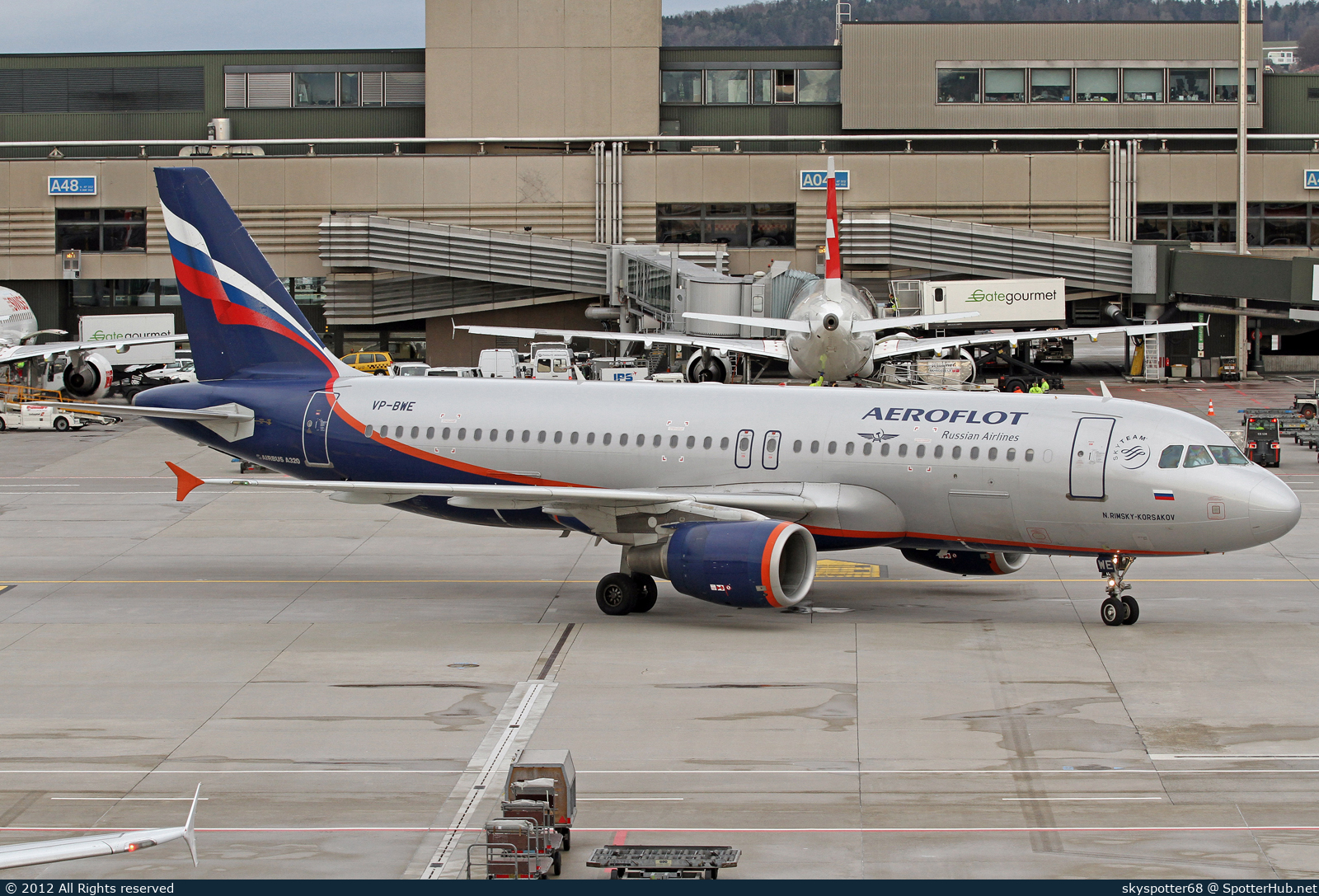 Photo of VP-BWE - Airbus A320-214 operated by Aeroflot