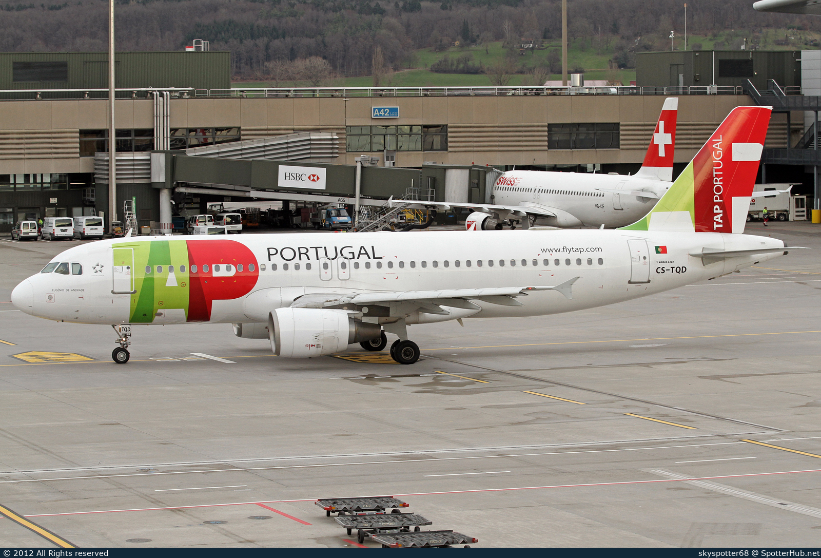 Photo of CS-TQD - Airbus A320-214 operated by TAP Air Portugal