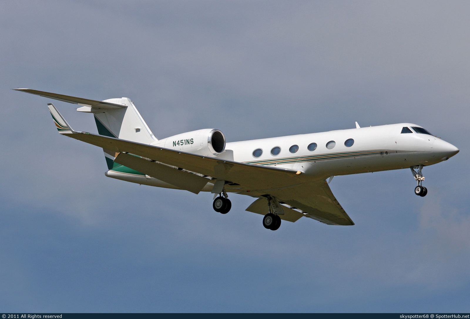 Photo of N451NS - Gulfstream GIV-X (G450) operated by NAS National Air Services
