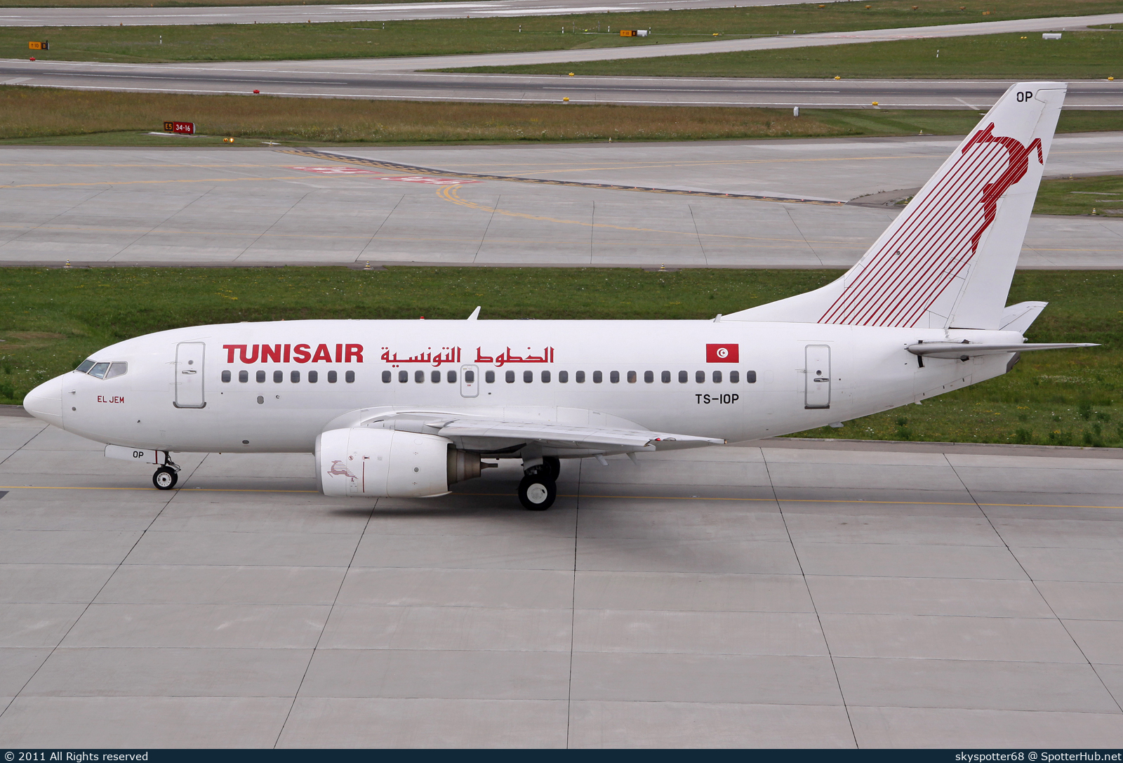 Photo of TS-IOP - Boeing 737-6H3 operated by Tunisair