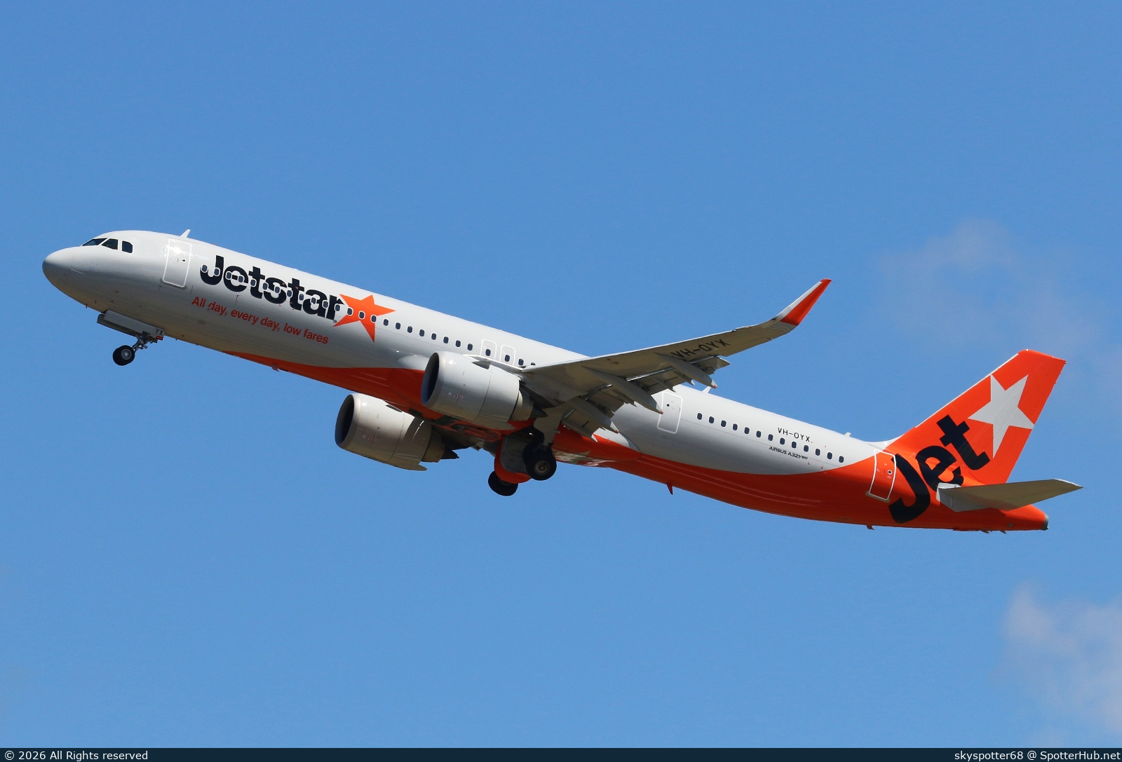 Photo of VH-OYX - Airbus A321-251NX operated by Jetstar Airways