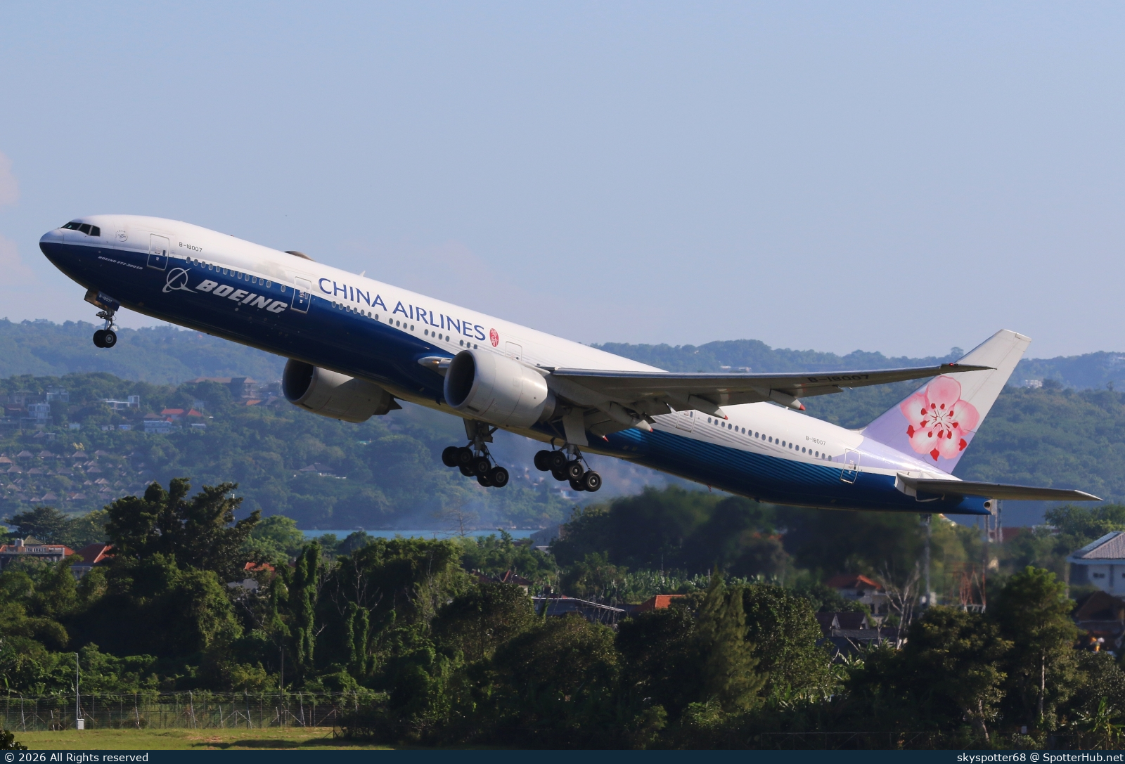 Photo of B-18007 - Boeing 777-309(ER) operated by China Airlines