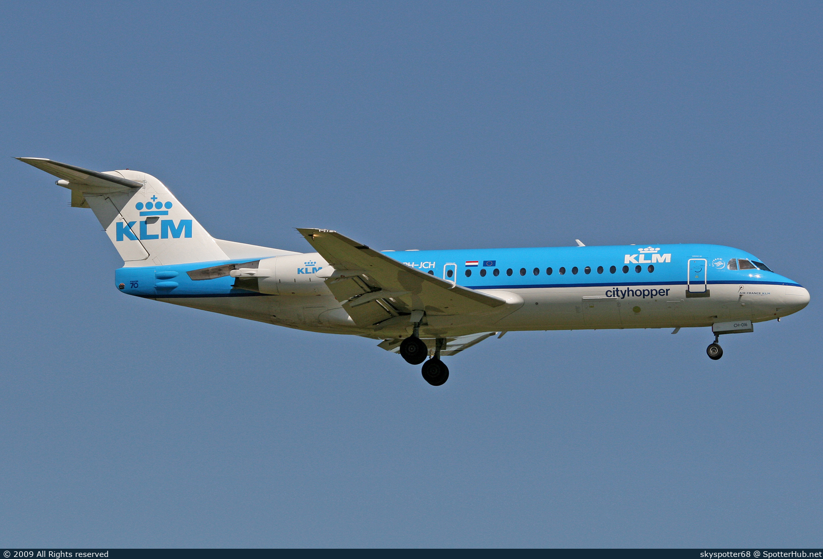 Photo of PH-JCH - Fokker 70 operated by KLM Cityhopper